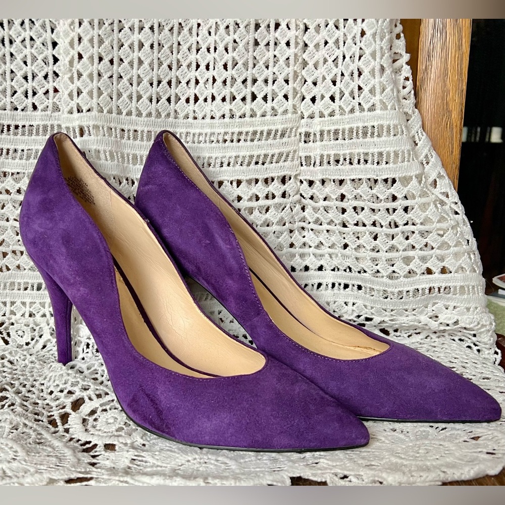Nine West Suede Pumps